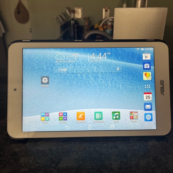 Asus Memo Pad 8” tablet - Picture 1 of 11